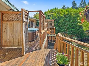 19611 30th Avenue NE, Shoreline WA 98155