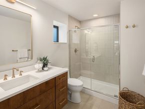 207 2nd Avenue S, Kirkland WA 98033