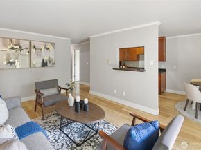 1016 6th Avenue N 102, Seattle WA 98109