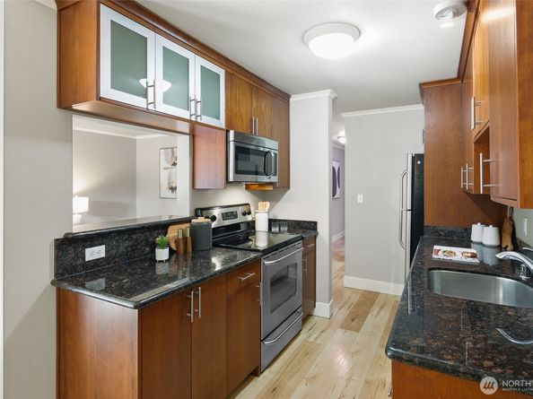 1016 6th Avenue N 102, Seattle WA 98109
