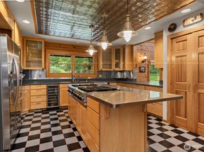 5410 SW 244th Street, Vashon WA 98070