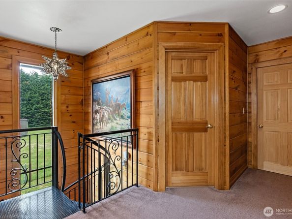 5410 SW 244th Street, Vashon WA 98070