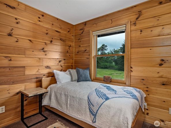 5410 SW 244th Street, Vashon WA 98070