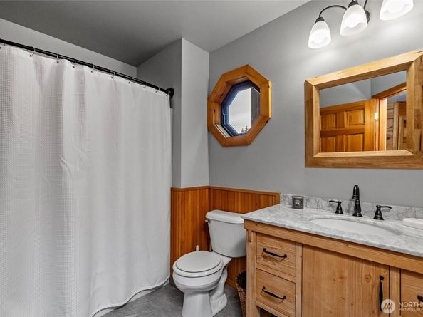 5410 SW 244th Street, Vashon WA 98070