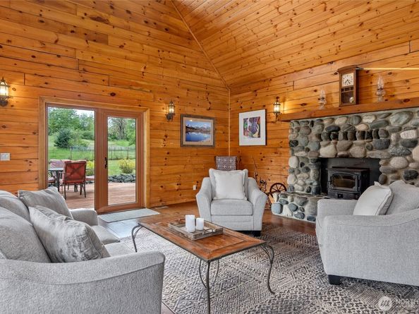 5410 SW 244th Street, Vashon WA 98070