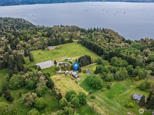 5410 SW 244th Street, Vashon WA 98070