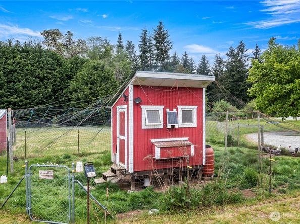5410 SW 244th Street, Vashon WA 98070