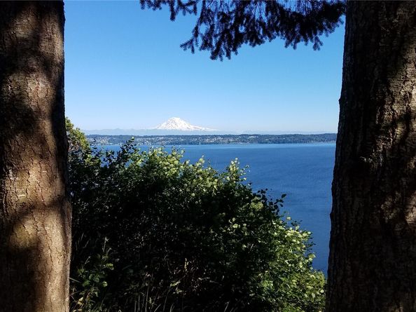 5410 SW 244th Street, Vashon WA 98070