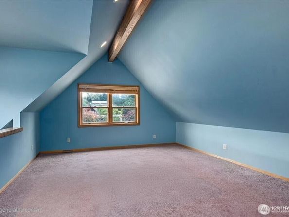5410 SW 244th Street, Vashon WA 98070