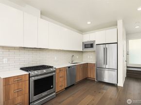 518 NW Bright Street, Seattle WA 98107