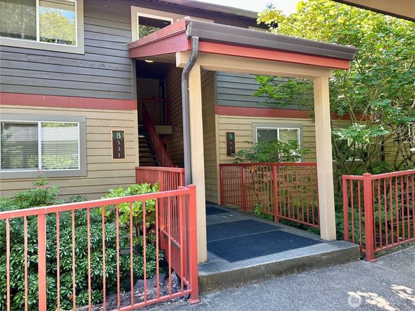 11054 NE 33rd Place B1, Bellevue WA 98004