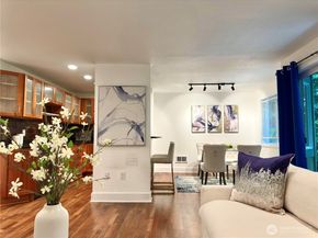 11054 NE 33rd Place B1, Bellevue WA 98004