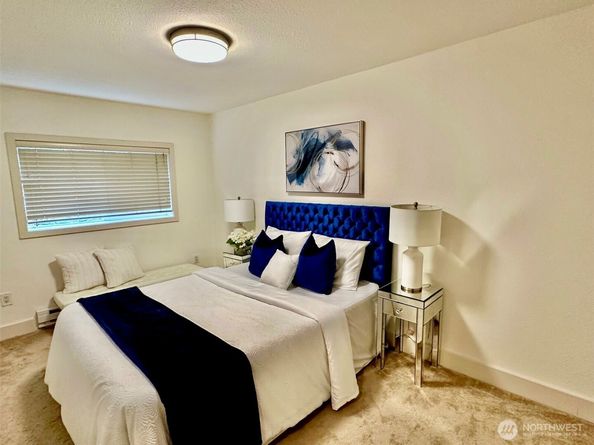 11054 NE 33rd Place B1, Bellevue WA 98004