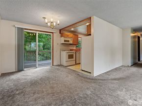 22508 W 51 st Ave, Mountlake Terrace WA 98043