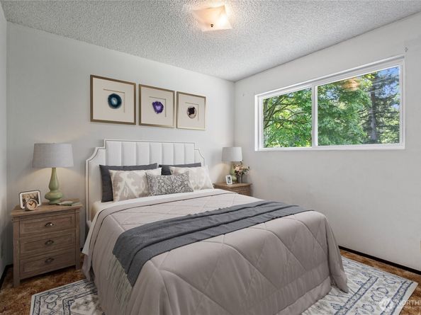 22508 W 51 st Ave, Mountlake Terrace WA 98043