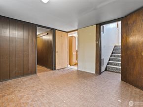 22508 W 51 st Ave, Mountlake Terrace WA 98043