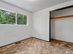22508 W 51 st Ave, Mountlake Terrace WA 98043