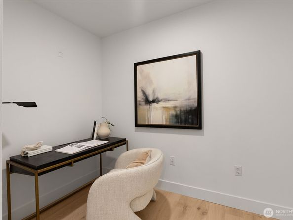 238 4th Avenue 101, Kirkland WA 98033