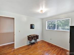 10208 28th Avenue SW, Seattle WA 98146