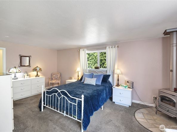 10208 28th Avenue SW, Seattle WA 98146