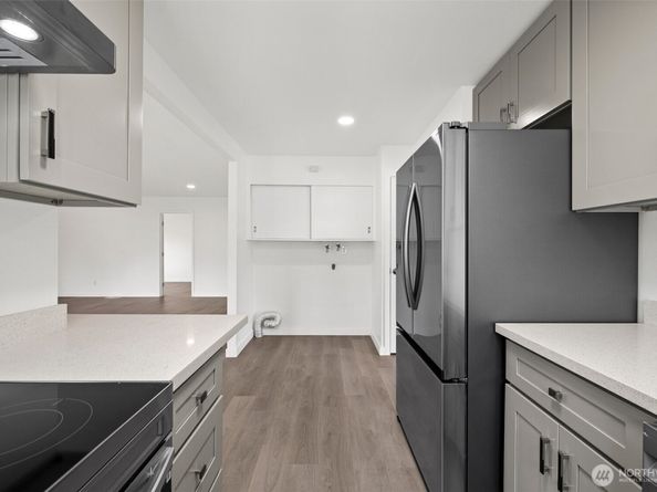 13223 4th Avenue SW, Burien WA 98146