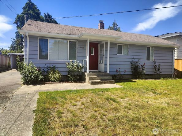 13223 4th Avenue SW, Burien WA 98146
