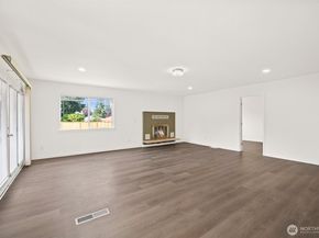 13223 4th Avenue SW, Burien WA 98146