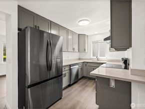 13223 4th Avenue SW, Burien WA 98146