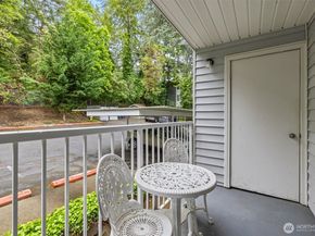 4106 Factoria Boulevard SE 216, Bellevue WA 98006