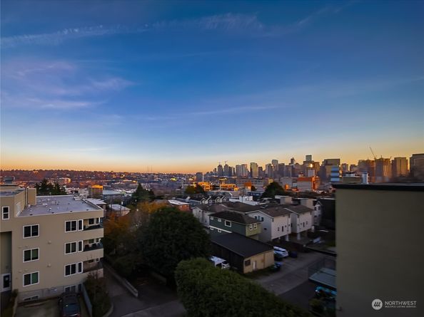 1250 Taylor Avenue N 205, Seattle WA 98109