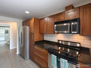 1250 Taylor Avenue N 205, Seattle WA 98109