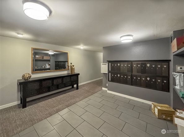 1250 Taylor Avenue N 205, Seattle WA 98109