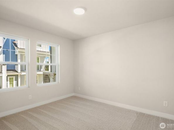 9017 NE 203rd Court C, Bothell WA 98011