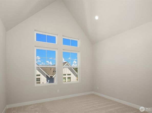 9017 NE 203rd Court C, Bothell WA 98011