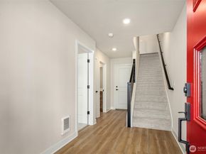 9017 NE 203rd Court C, Bothell WA 98011