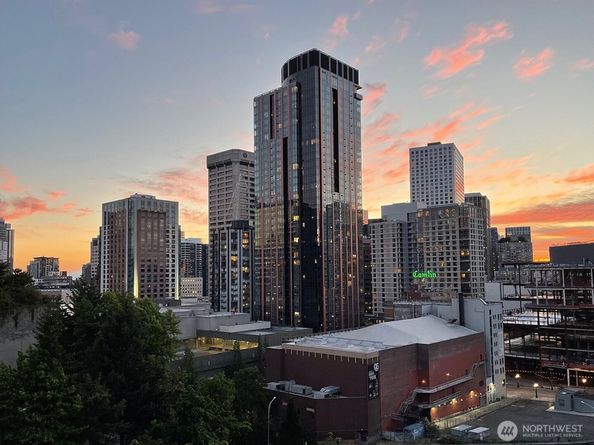 1420 Terry Avenue 901, Seattle WA 98101