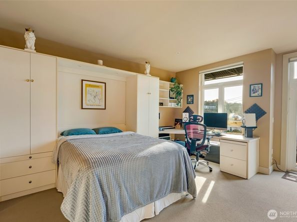1700 N Northlake Way 310, Seattle WA 98103