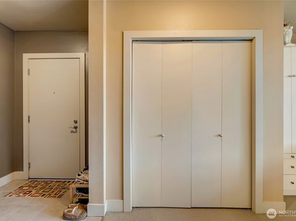 1700 N Northlake Way 310, Seattle WA 98103
