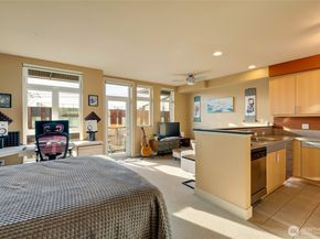 1700 N Northlake Way 310, Seattle WA 98103