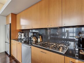 909 5th Avenue 1001, Seattle WA 98164