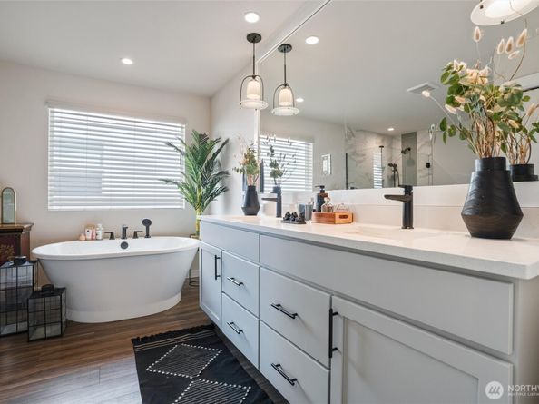 1940 NW Rustling Fir Lane, Silverdale WA 98383
