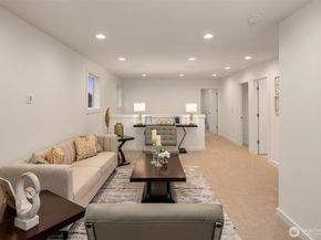 11612 SE 196 Street 1, Kent WA 98031