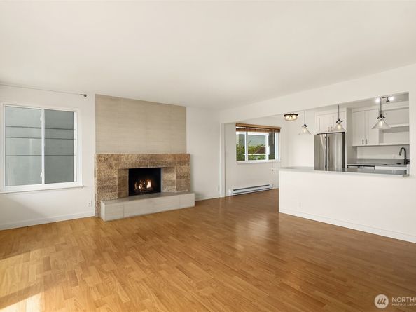 2552 14th Avenue W 301, Seattle WA 98119