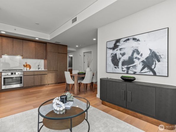 121 Stewart Street 2807, Seattle WA 98101