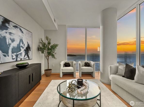 121 Stewart Street 2807, Seattle WA 98101