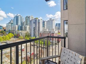 2721 1st Avenue 906, Seattle WA 98121