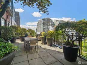 2721 1st Avenue 906, Seattle WA 98121