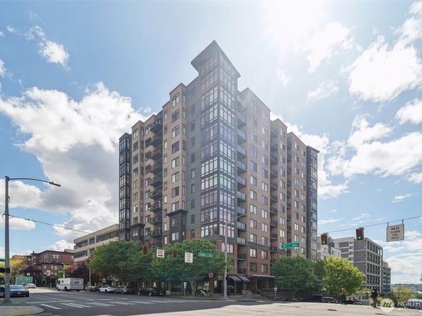 2721 1st Avenue 906, Seattle WA 98121