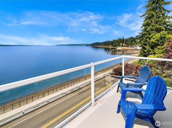 28422 Redondo Beach Drive S, Des Moines WA 98198