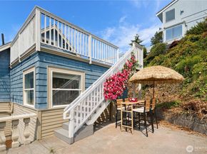 28422 Redondo Beach Drive S, Des Moines WA 98198